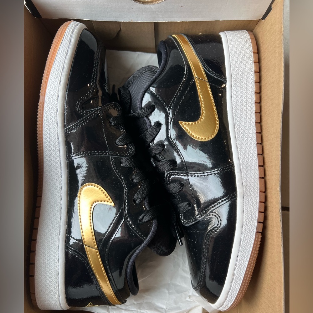 Air Jordan 1 Low GG